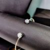 Bracelete de Fio com Zirconia Cristal Redonda - Banho Triplo Prata 950 - Image 2